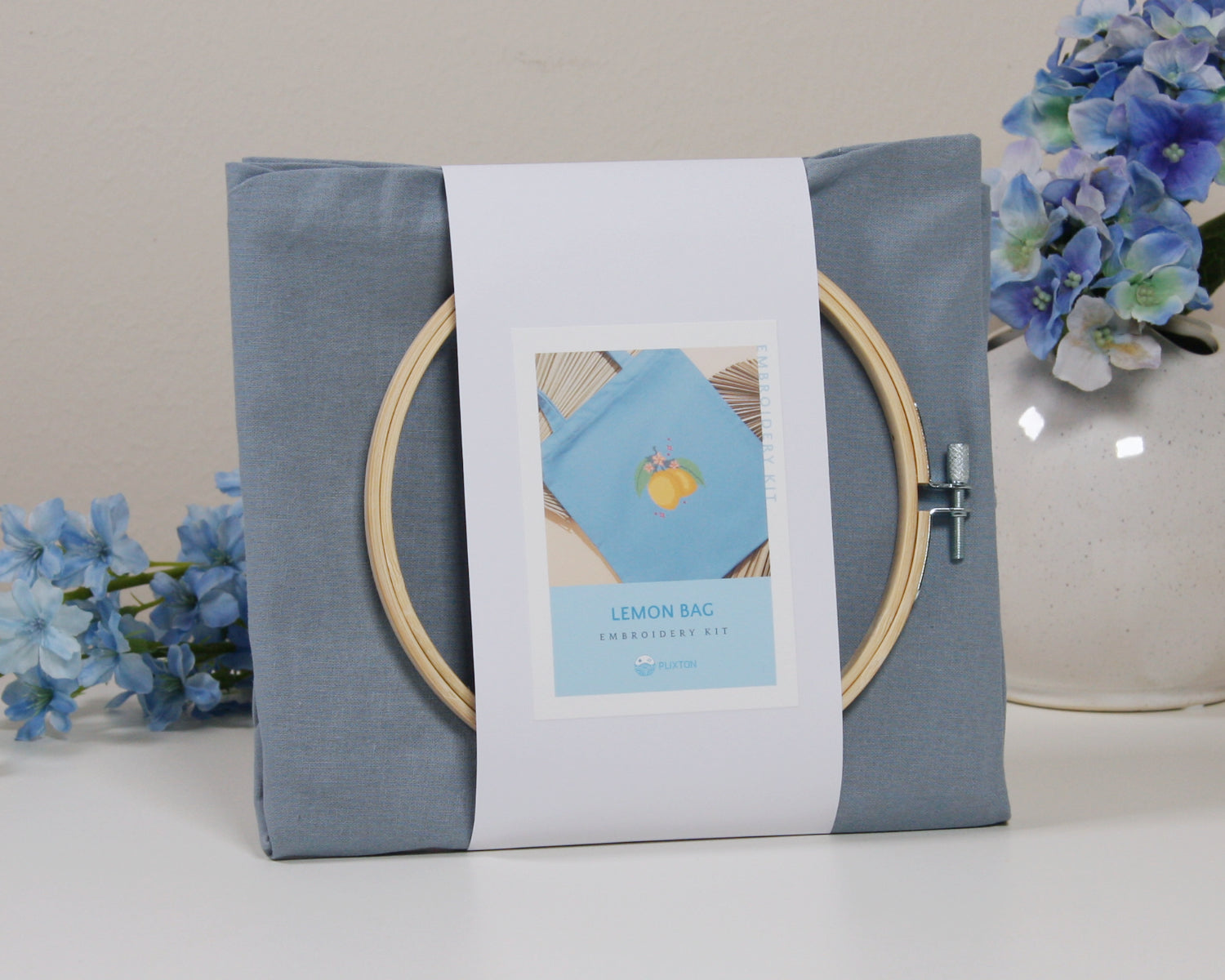 Lemon Bag Stickset mit Stofftasche, Stickrahmen und Zitronen-Motiv – DIY Stickset für Anfänger