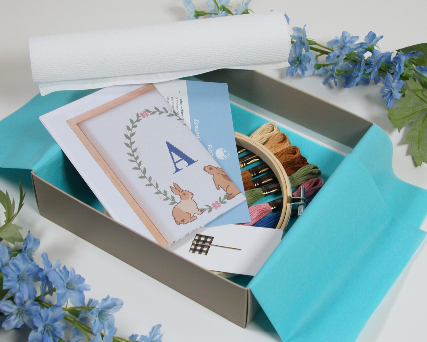 Hasen Monogramm Kreuzstich-Set – Personalisierbares Stickset