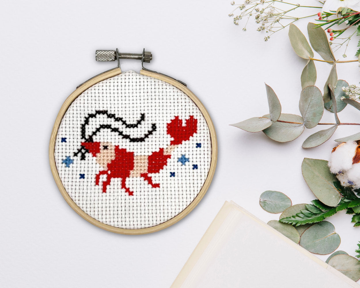 Garnele Kreuzstichvorlage mit hellem Hintergrund